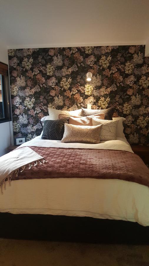 Sequoia Steps Bed and Breakfast New Plymouth Eksteriør billede